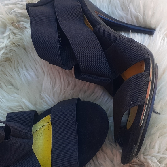 Strappy heeled Sandal patent 8.5 - Picture 3 of 9